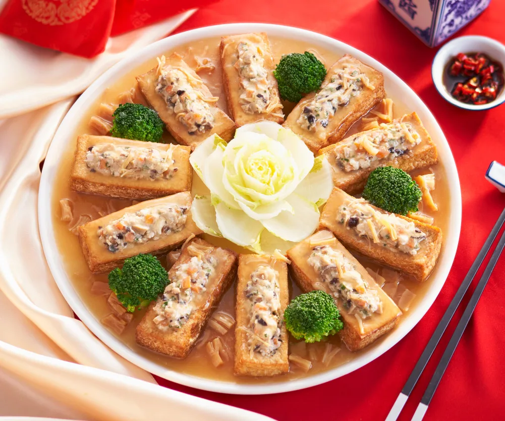 Steamed Stuffed Tofu with Dried Scallop Gravy