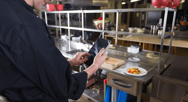 Why is it Important to Control Food Portion size in your Food Service Business